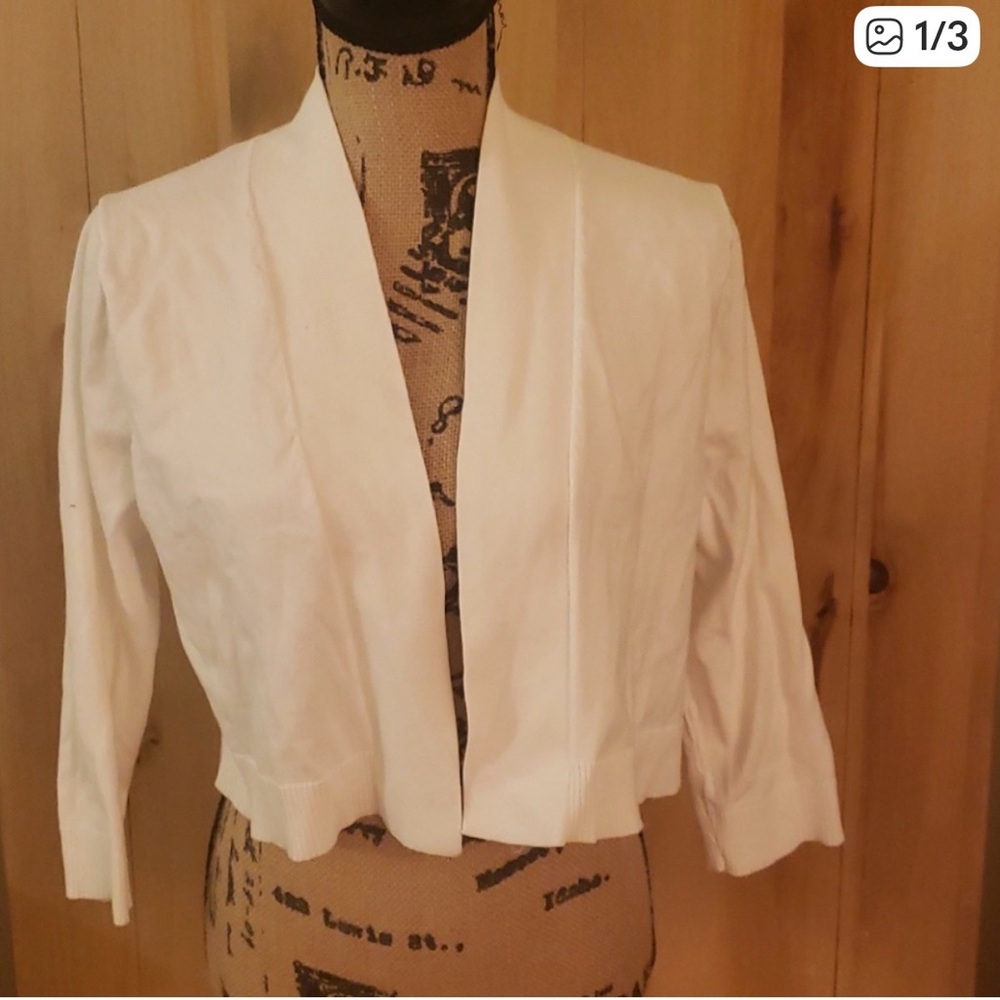 new directions White Open-Front Shrug Cardigan